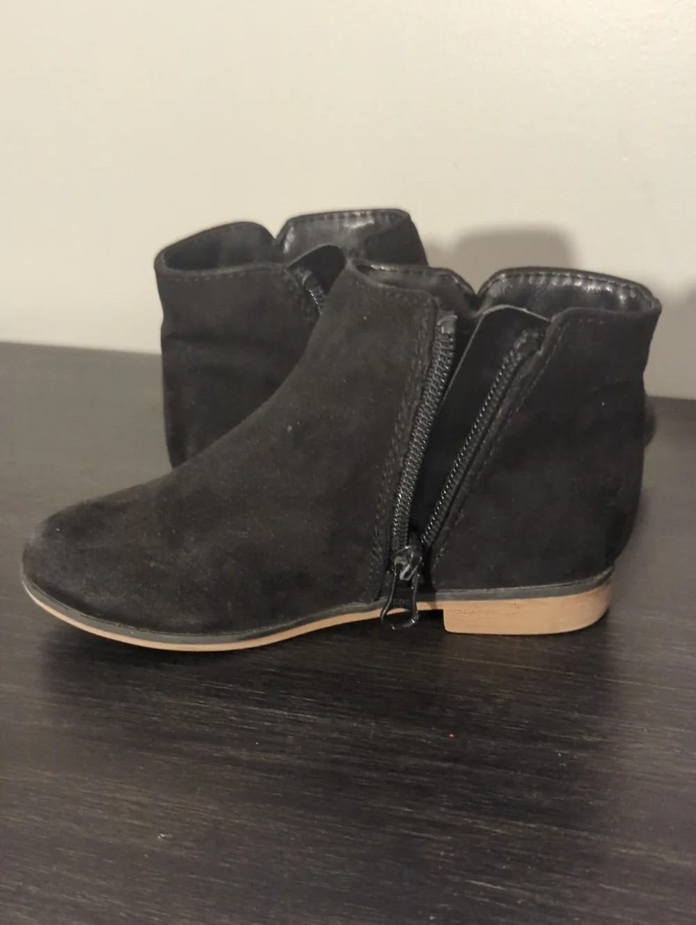 Cat & Jack Black Suede-Look Girls Ankle Boots, 10